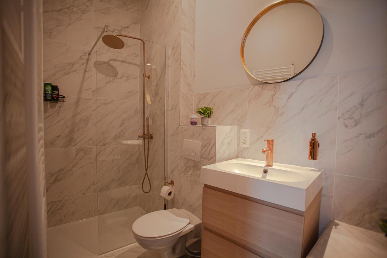 Luxury Suites Meir By Rikas Hotels Anversa Esterno foto