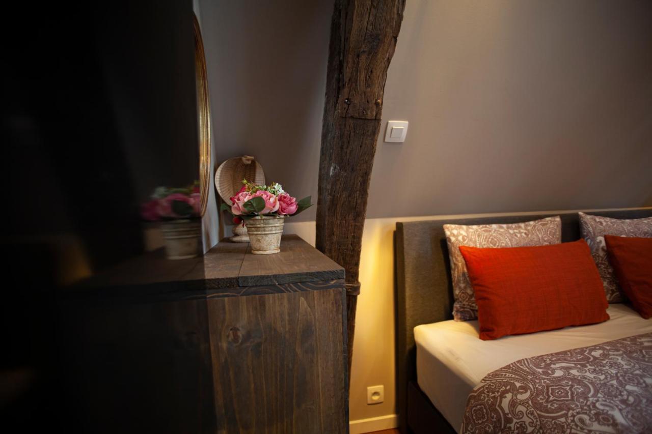 Luxury Suites Meir By Rikas Hotels Anversa Esterno foto